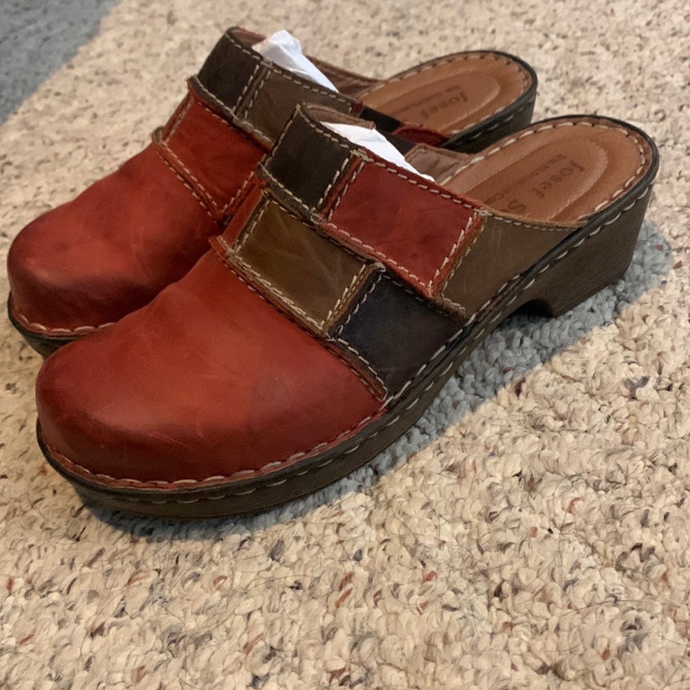 Leather Clogs